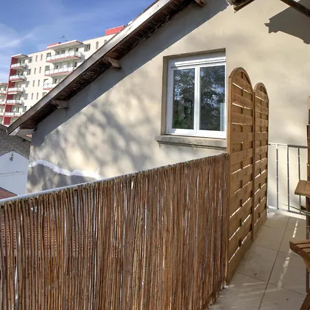 La Girelle -4 Pers- Balcon- Parking Gratuit * Bourg-en-Bresse