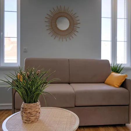 La Girelle -4 Pers- Balcon- Parking Gratuit Bourg-en-Bresse