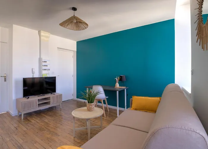La Girelle -4 Pers- Balcon- Parking Gratuit *