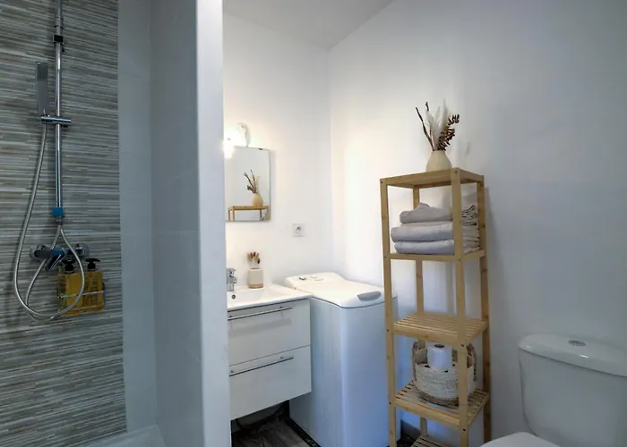 La Girelle -4 Pers- Balcon- Parking Gratuit * Bourg-en-Bresse