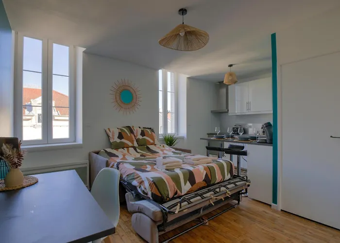 La Girelle -4 Pers- Balcon- Parking Gratuit *
