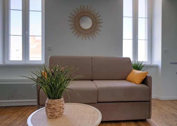 La Girelle -4 Pers- Balcon- Parking Gratuit Bourg-en-Bresse